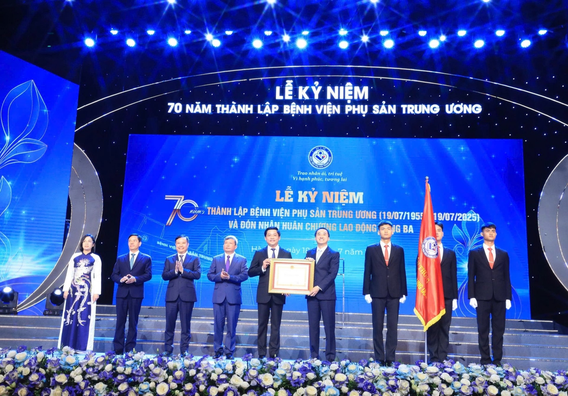 Hành trình 70 năm Bệnh viện Phụ Sản Trung ương: “Nơi tình yêu sinh sôi, hạnh phúc đong đầy và vẹn nguyên sứ mệnh”.