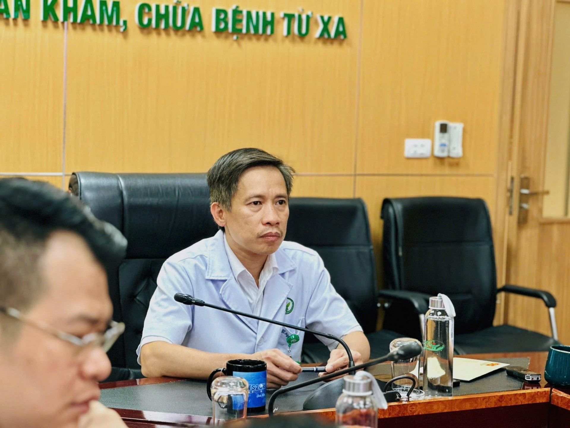 Sập cầu treo ở Điện Biên: 3 người đa chấn thương, Bệnh viện Việt Đức hội chẩn từ xa cấp cứu