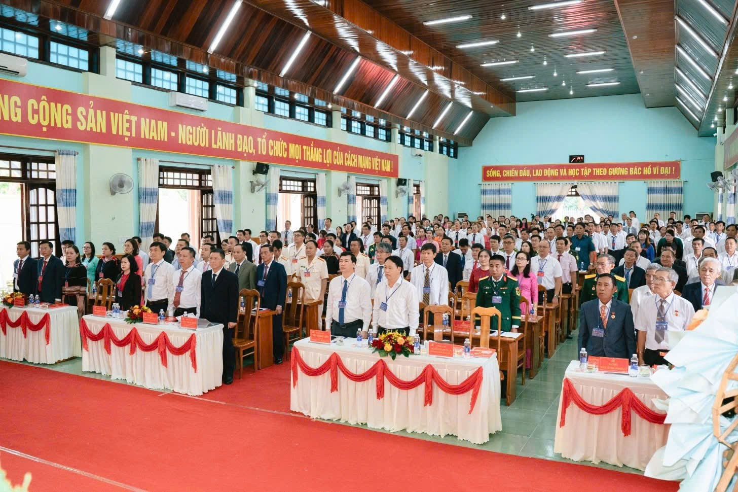 Krông Bông: Đại hội đại biểu Đảng bộ lần thứ I, nhiệm kỳ 2025-2030 thành công tốt đẹp