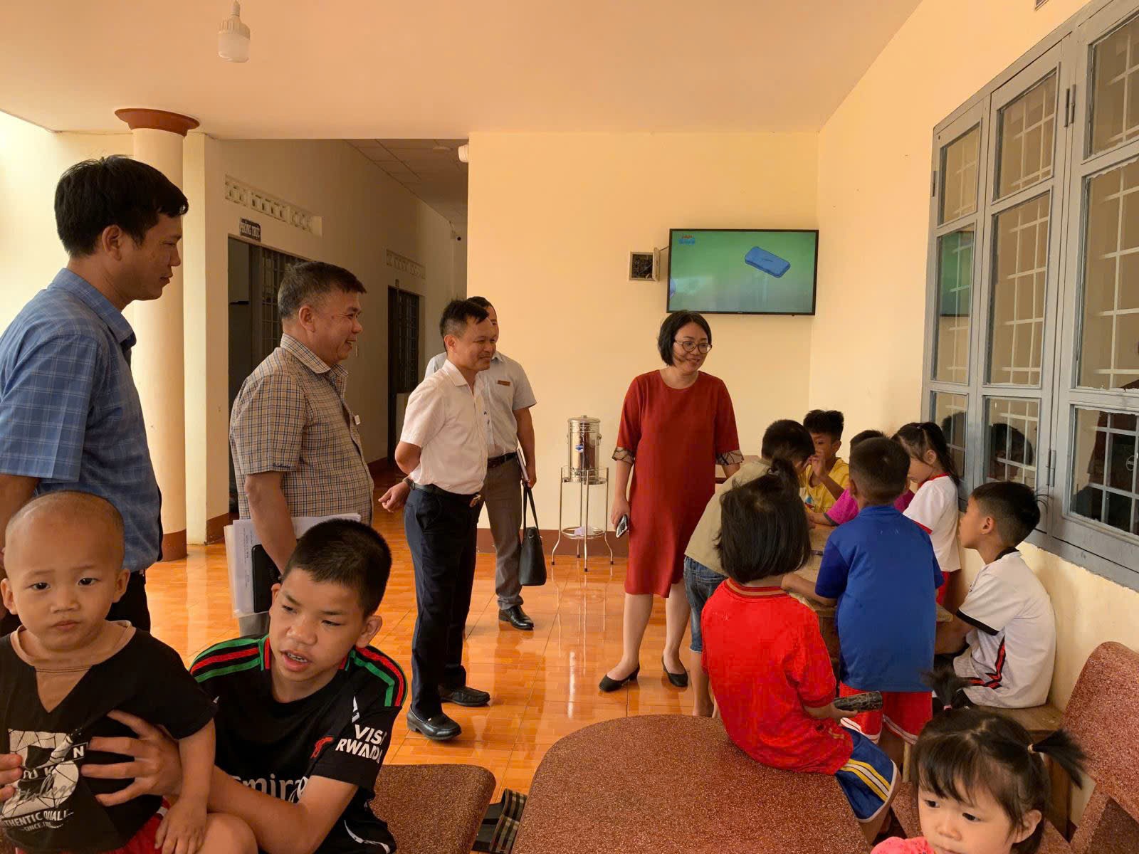 Đắk Lắk: Lãnh đạo Sở Y tế thăm và làm việc với Trung tâm Bảo trợ xã hội và Trẻ em