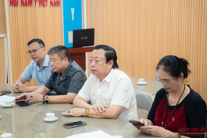 Lễ ký kết hợp tác giữa Hội Nam Y Việt Nam và Tập đoàn Dược phẩm Yiling (Trung Quốc): Thúc đẩy phát triển y học cổ truyền hai quốc gia Lễ ký kết hợp tác giữa Hội Nam Y Việt Nam và Tập đoàn Dược phẩm Yiling (Trung Quốc): Thúc đẩy phát triển y học cổ truyền hai quốc gia