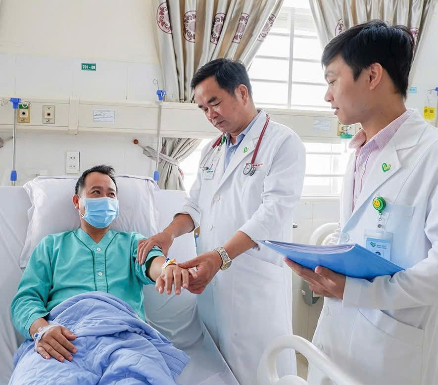 Điều trị thành công ca đột quỵ não nghi do vỡ dị dạng mạch máu não tái phát