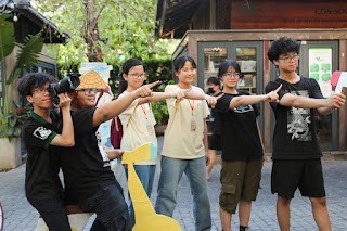 Khi tuổi trẻ kể chuyện Hà Nội bằng ống kính: Triển lãm Humanoid 8 – “Tòa soạn báo mới”