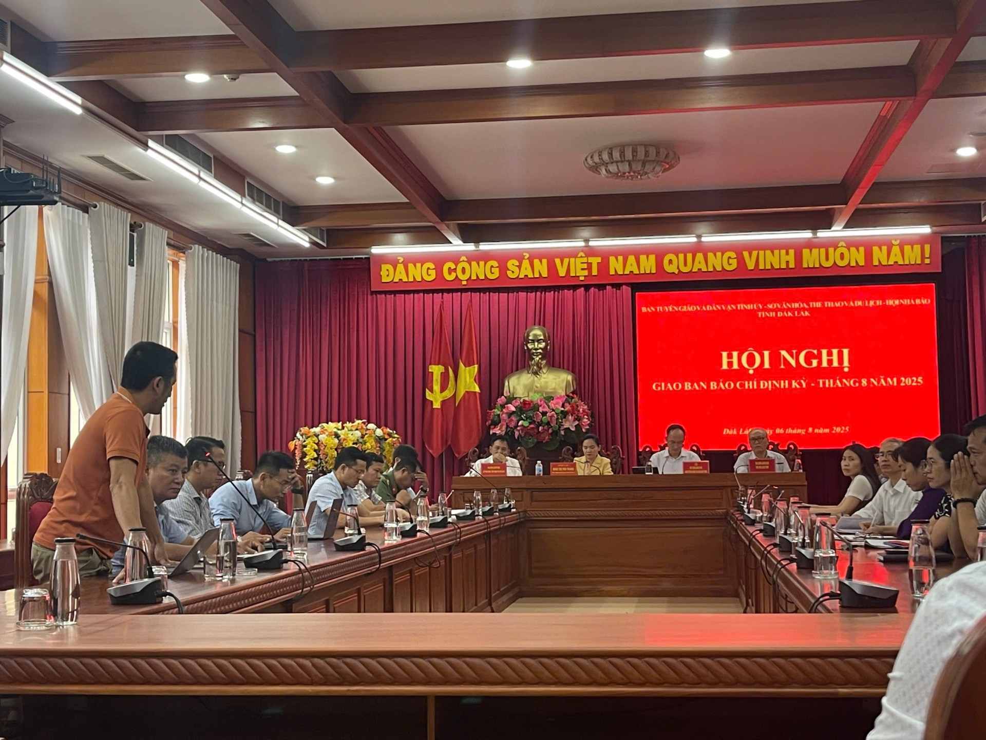 Đắk Lắk: Tổ chức Hội nghị giao ban báo chí định kỳ tháng 8 Đắk Lắk: Tổ chức Hội nghị giao ban báo chí định kỳ tháng 8