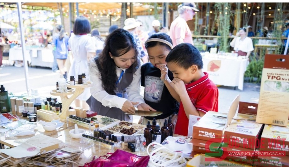 Moon Ship tiên phong kết nối điều hòa công nghiệp và Tinh dầu trị liệu: Hành trình tạo lập không gian sống tinh khiết