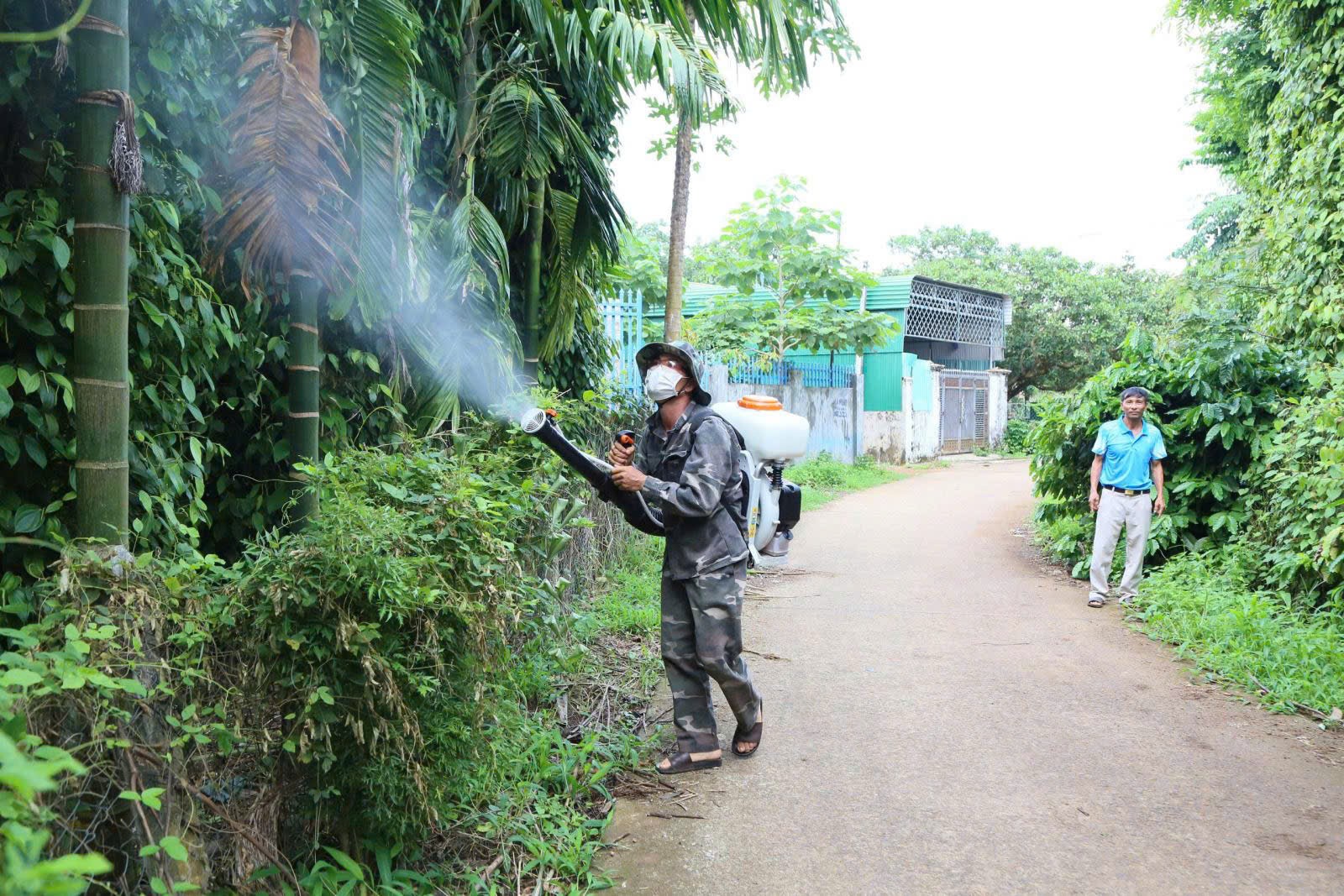 Ngành Y tế tỉnh đẩy mạnh các biện pháp phòng, chống dịch bệnh truyền nhiễm