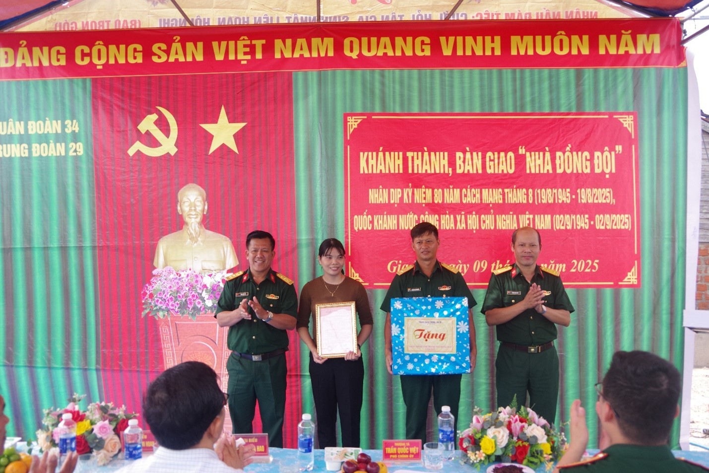 Gia Lai: Khánh thành và bàn giao Nhà đồng đội cho quân nhân có hoàn cảnh khó khăn Gia Lai: Khánh thành và bàn giao Nhà đồng đội cho quân nhân có hoàn cảnh khó khăn