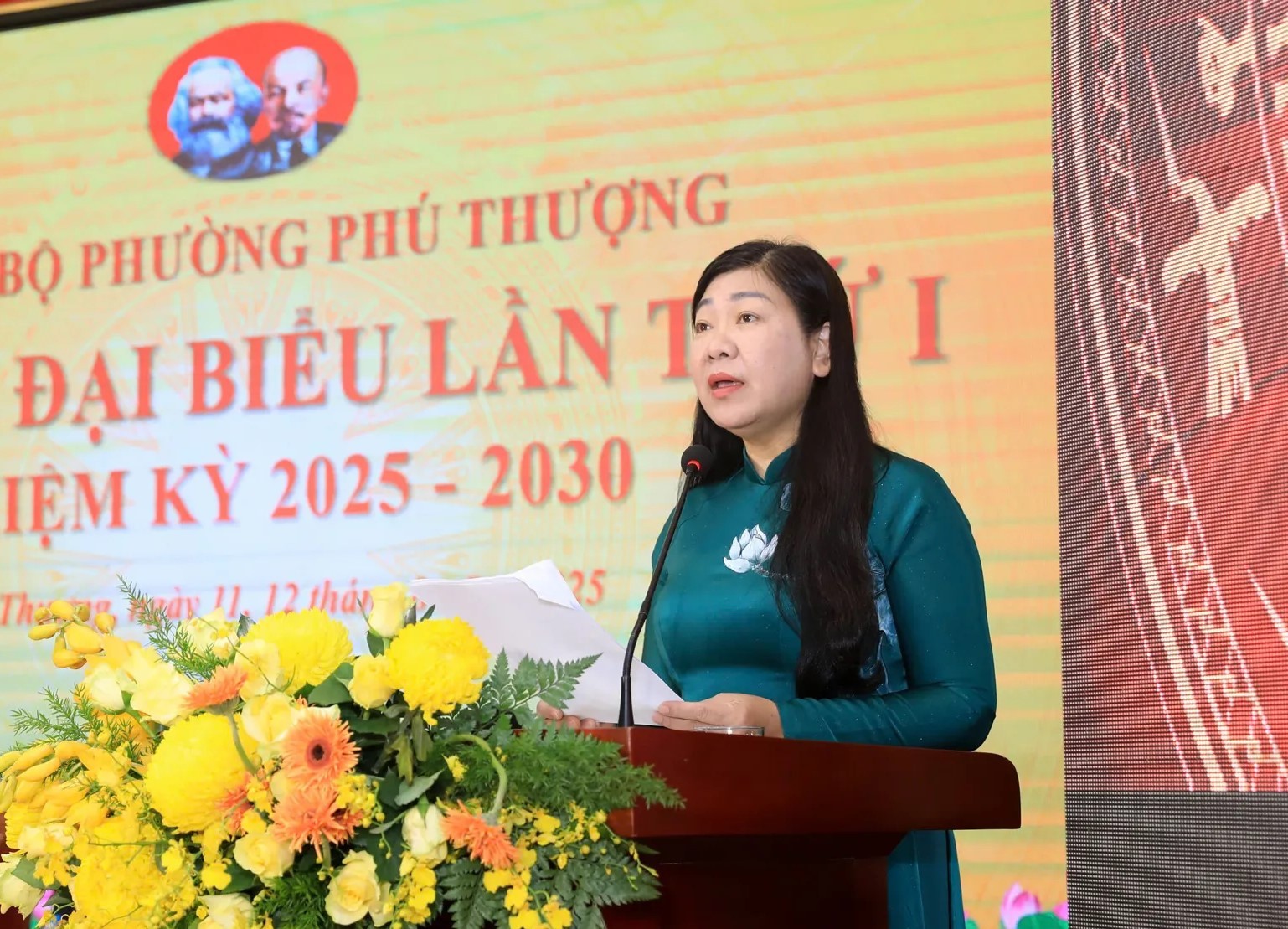 Phường Phú Thượng tổ chức Đại hội đại biểu Đảng bộ lần thứ I: Hướng tới “điểm sáng” về không gian sống và văn hóa của Thủ đô Phường Phú Thượng tổ chức Đại hội đại biểu Đảng bộ lần thứ I: Hướng tới “điểm sáng” về không gian sống và văn hóa của Thủ đô