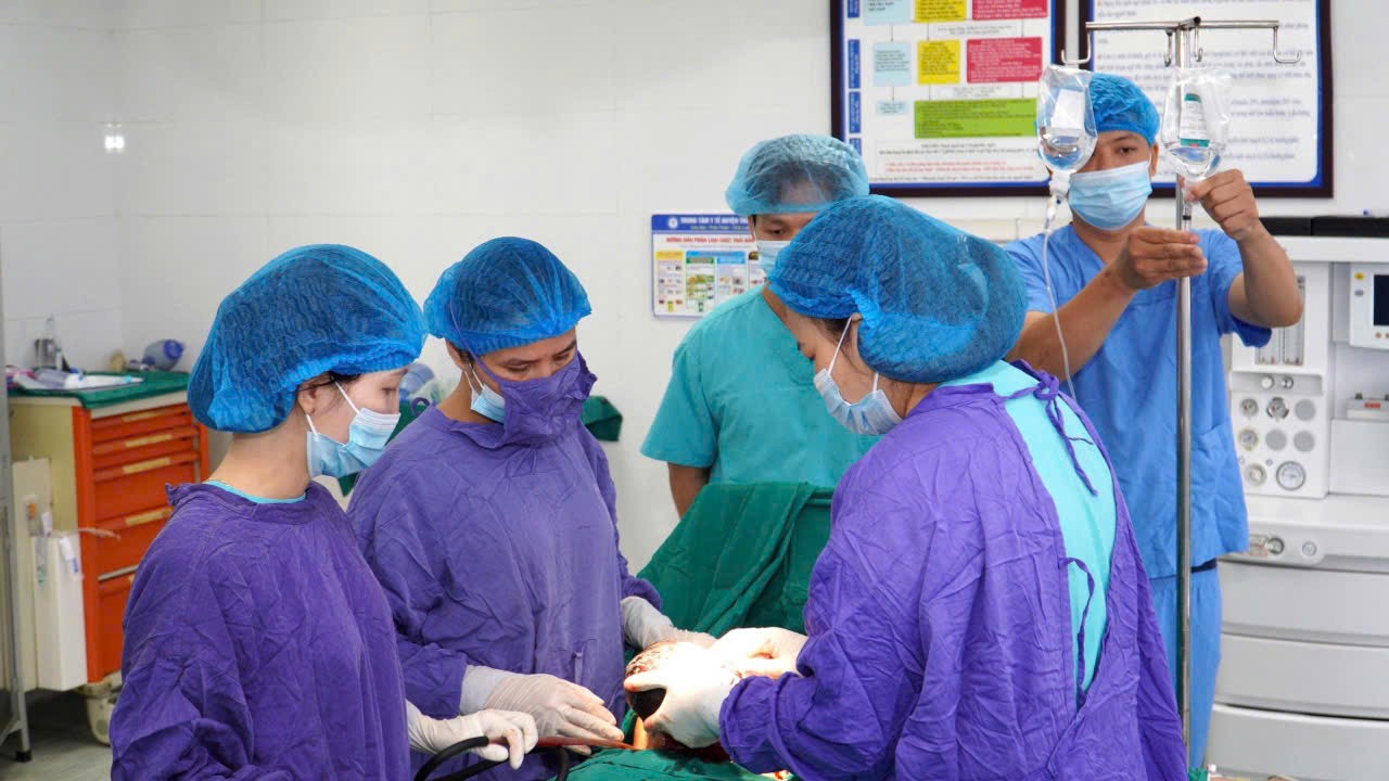 Trung tâm Y tế khu vực Thanh Ba: Nâng cao chất lượng khám chữa bệnh và đẩy mạnh ứng dụng công nghệ