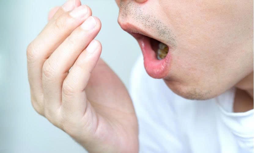 Đắng miệng, hôi miệng mỗi sáng không rõ nguyên nhân có thể là tín hiệu gan đang quá tải Đắng miệng, hôi miệng mỗi sáng không rõ nguyên nhân có thể là tín hiệu gan đang quá tải