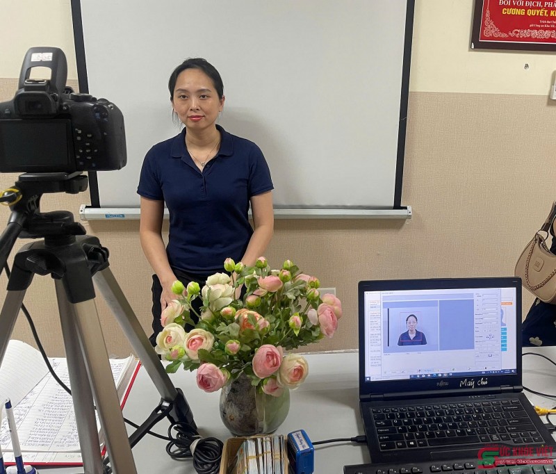 Phường Hoàn Kiếm: Sáng tạo, đẩy nhanh tiến độ cấp đổi thẻ đảng viên