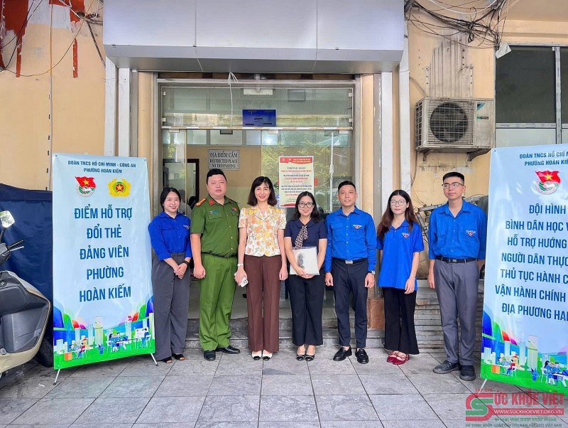 Phường Hoàn Kiếm: Sáng tạo, đẩy nhanh tiến độ cấp đổi thẻ đảng viên