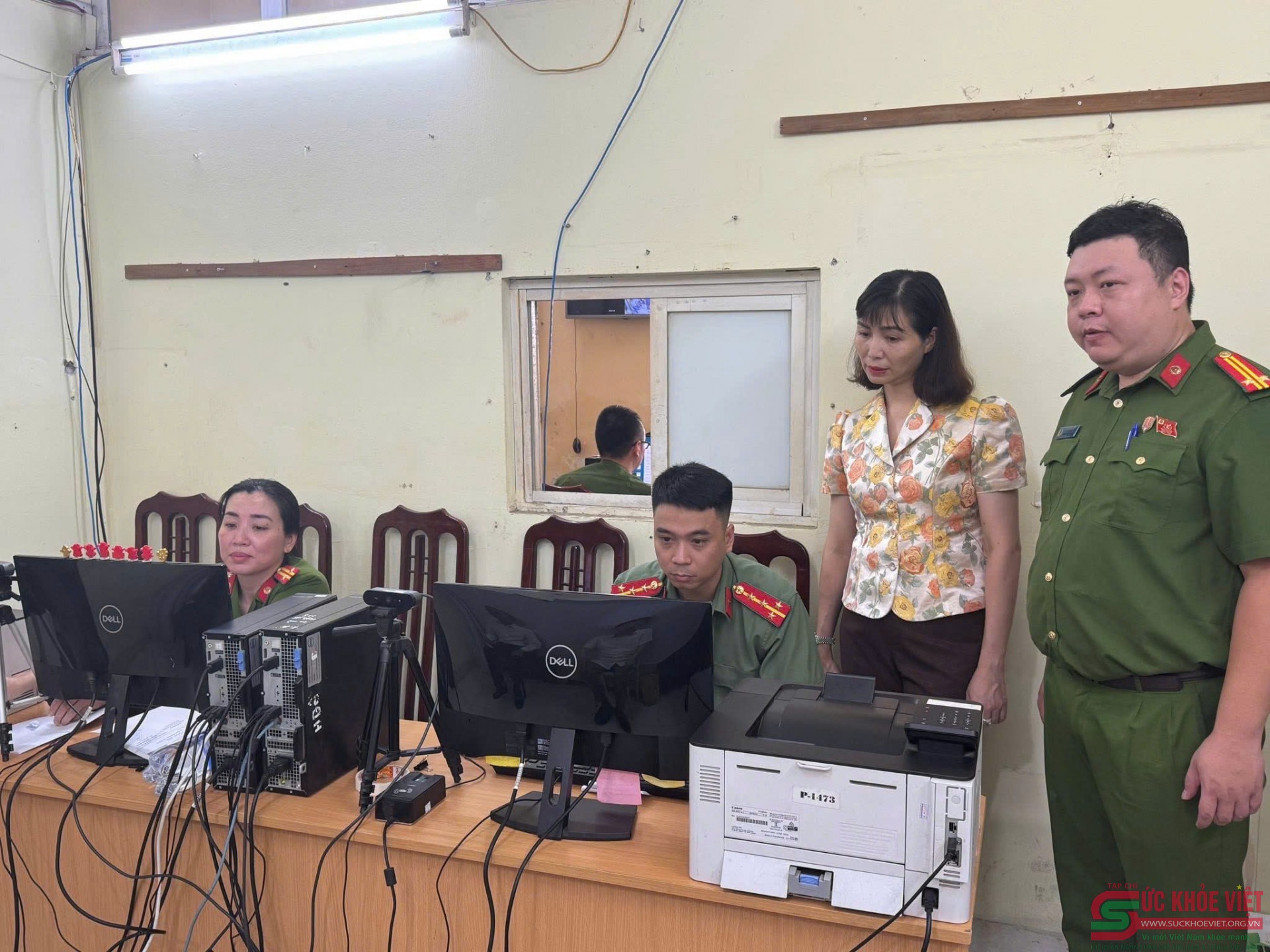 Phường Hoàn Kiếm: Sáng tạo, đẩy nhanh tiến độ cấp đổi thẻ đảng viên