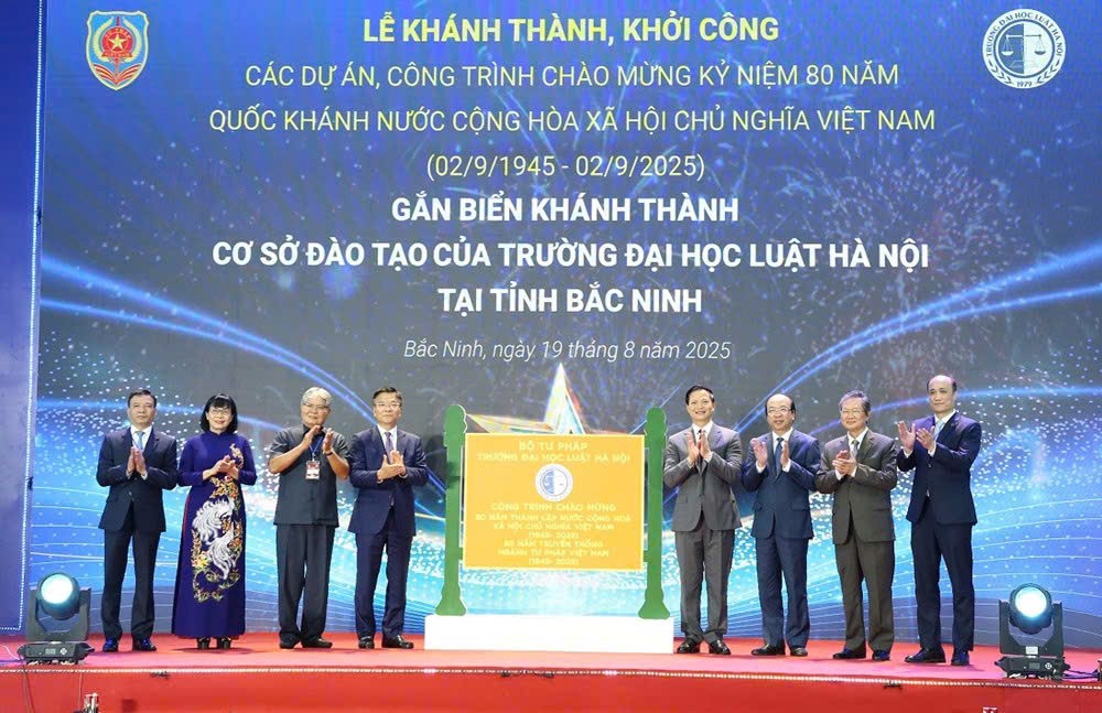 Bắc Ninh khánh thành nhiều công trình trọng điểm kỷ niệm 80 năm Quốc khánh Bắc Ninh khánh thành nhiều công trình trọng điểm kỷ niệm 80 năm Quốc khánh