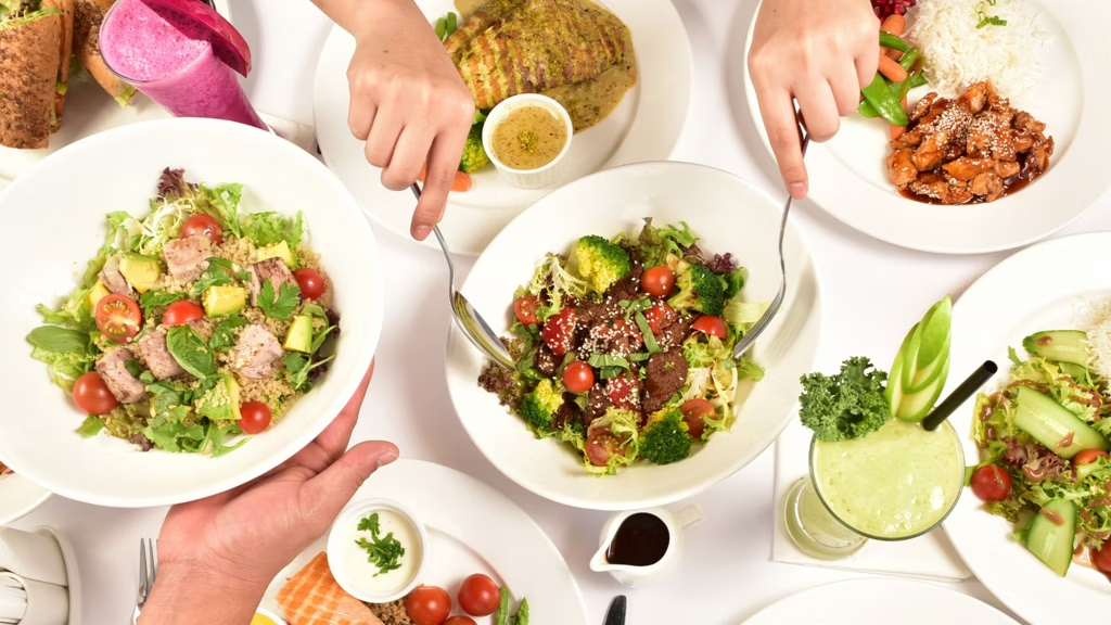 Mùa hè oi bức: Bí quyết ăn uống khoa học để khỏe mạnh và an toàn