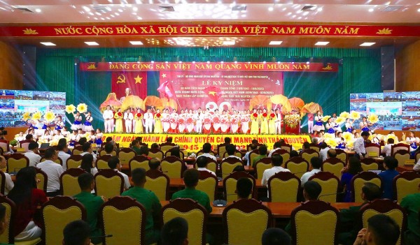 Thái Nguyên kỷ niệm  80 năm Ngày thành lập Chính quyền cách mạng