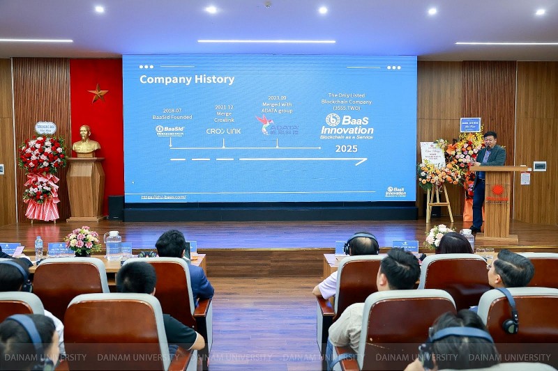 Hội thảo Quốc tế Fintech 2025: Kinh nghiệm toàn cầu, định hướng cho Việt Nam