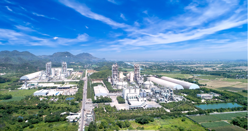 Công ty Xi măng Long Sơn chào mừng quốc khánh 2/9