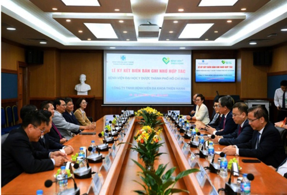 Bệnh viện Đại học Y Dược TP.HCM và Bệnh viện đa khoa Thiện Hạnh ký Biên bản ghi nhớ hợp tác chiến lược