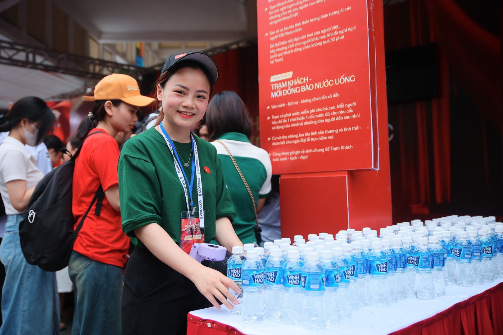 Hà Nội triển khai 15 "Trạm khách: A80 Tự hào Việt Nam" phục vụ nhân dân