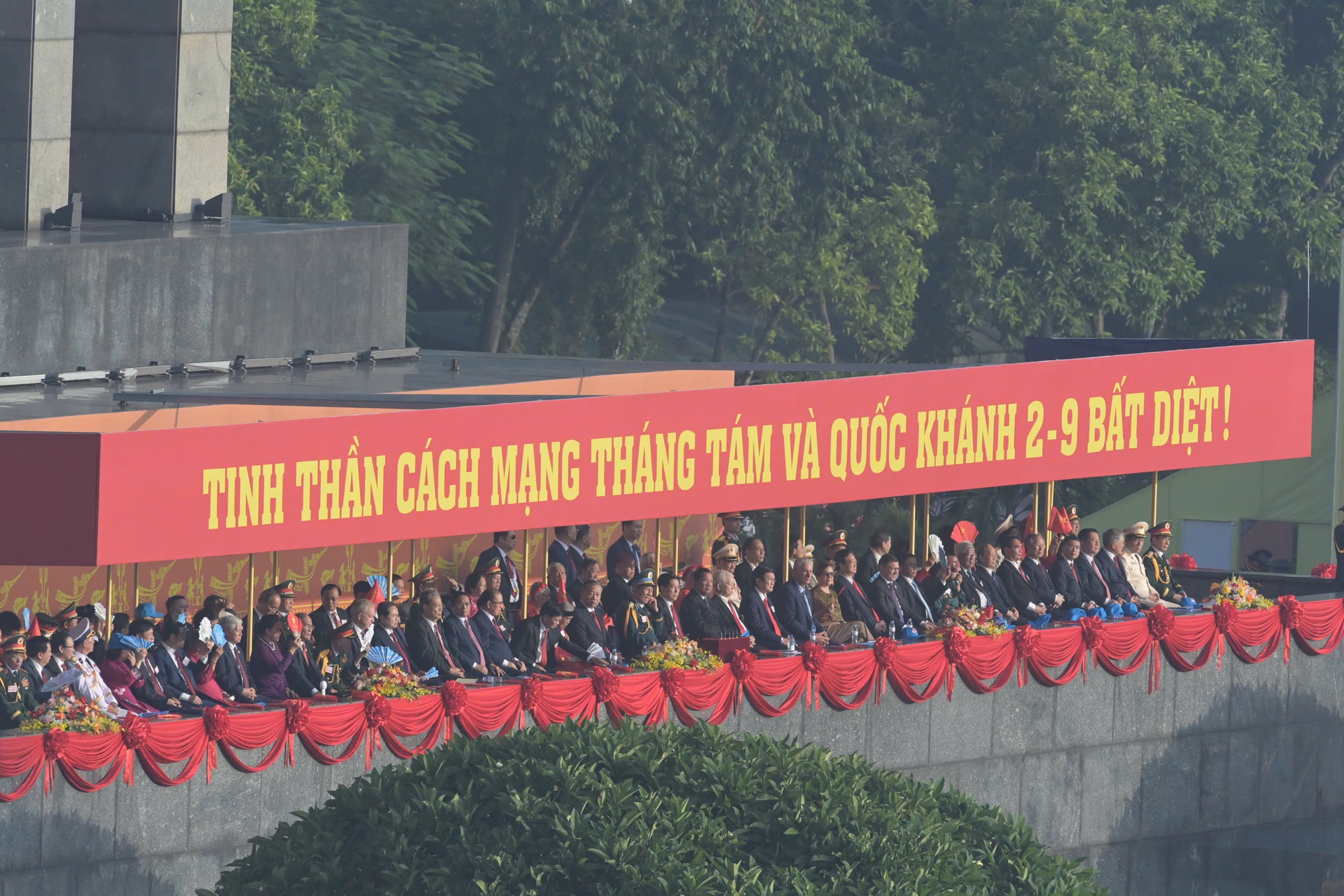 TỔNG THUẬT: Kỷ niệm trọng thể 80 năm Quốc khánh nước Cộng hòa XHCN Việt Nam- Ảnh 1.