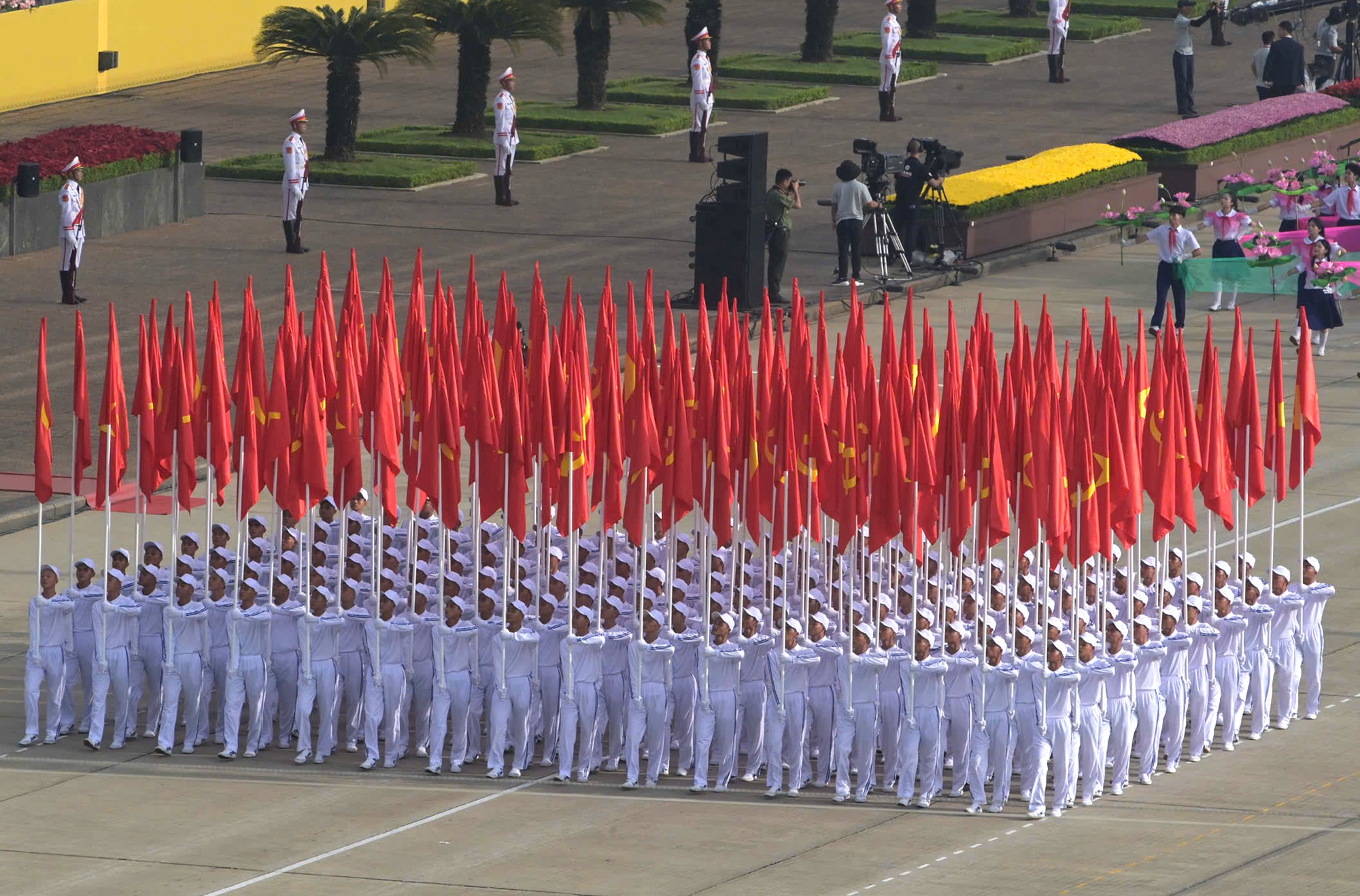 TỔNG THUẬT: Kỷ niệm trọng thể 80 năm Quốc khánh nước Cộng hòa XHCN Việt Nam- Ảnh 15.