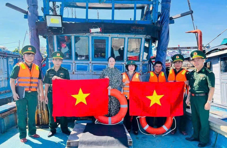 Hân hoan ngày Tết Độc lập khắp mọi miền Tổ quốc Hân hoan ngày Tết Độc lập khắp mọi miền Tổ quốc