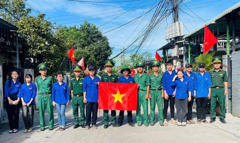 Hân hoan ngày Tết Độc lập khắp mọi miền Tổ quốc Hân hoan ngày Tết Độc lập khắp mọi miền Tổ quốc