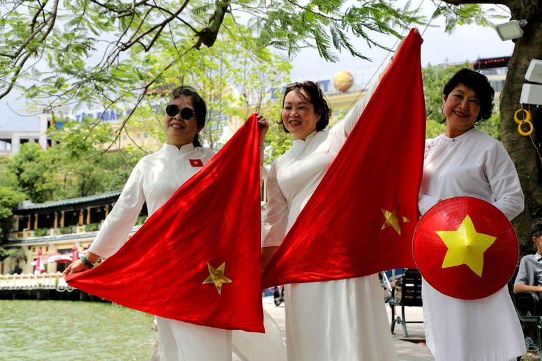 Hân hoan ngày Tết Độc lập khắp mọi miền Tổ quốc Hân hoan ngày Tết Độc lập khắp mọi miền Tổ quốc