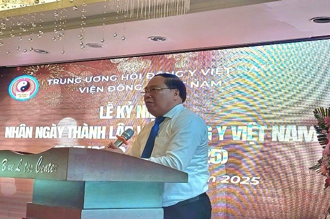 Đào tạo và phát triển nguồn nhân lực lương y đáp ứng yêu cầu khám chữa bệnh cho nhân dân