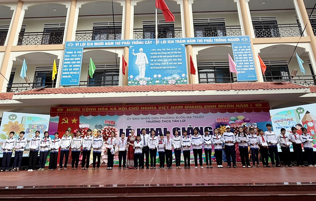 Đắk Lắk: Tưng bừng Lễ khai giảng năm học mới 2025-2026