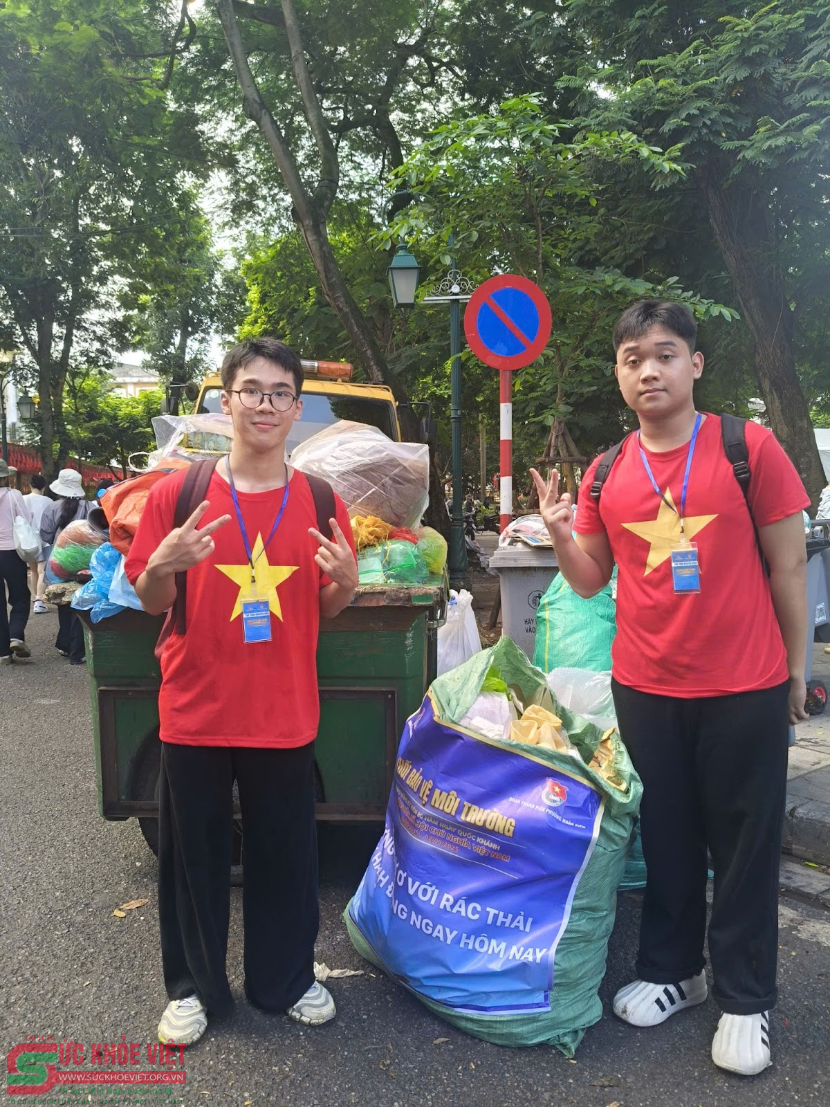 Lan tỏa tinh thần sống xanh: Tình nguyện viên VNV góp sức giữ cho Thủ đô Hà Nội xanh – sạch – đẹp Lan tỏa tinh thần sống xanh: Tình nguyện viên VNV góp sức giữ cho Thủ đô Hà Nội xanh – sạch – đẹp