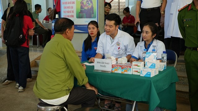 Tiếp sức cho học sinh Điện Biên sau lũ quét: Khởi đầu năm học mới an toàn và đầy hy vọng