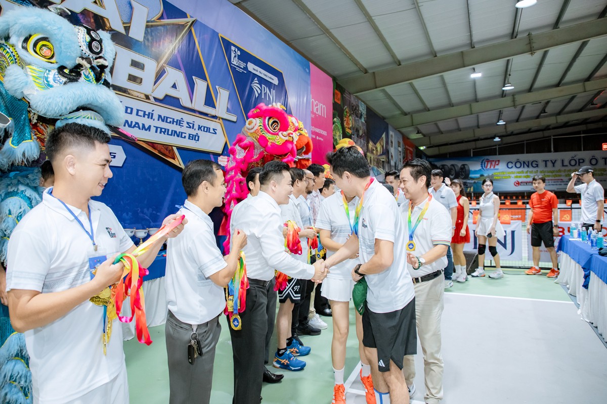 Những hình ảnh ấn tượng tại Giải  Pickleball CLB Doanh nhân trẻ Đắk Lắk, báo chí, nghệ sĩ và KOLs