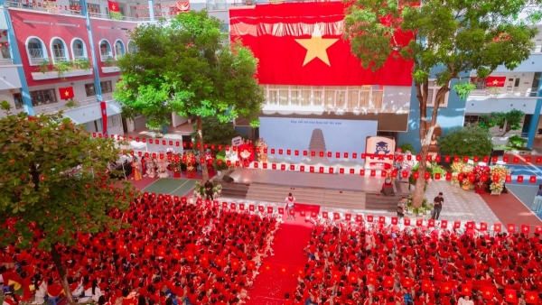 "Học chủ động - Sống tự tin": Thông điệp từ lễ khai giảng Trường Tiểu học Đoàn Thị Điểm - Hà Nội