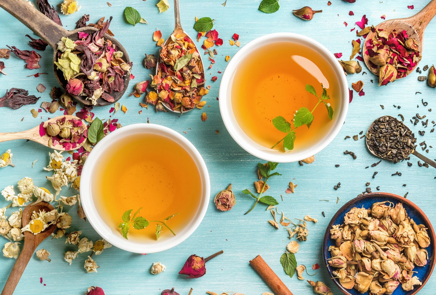 Trà thảo mộc - Bí quyết cổ truyền giúp xoa dịu cơn đau đầu