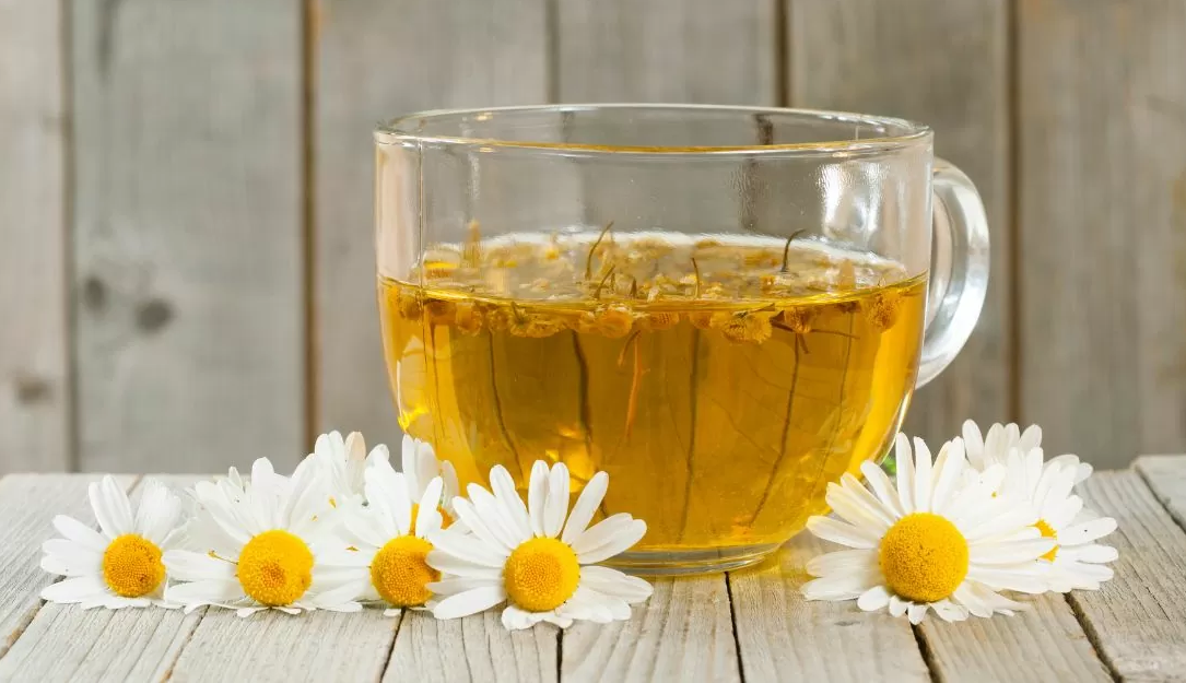 Trà thảo mộc - Bí quyết cổ truyền giúp xoa dịu cơn đau đầu