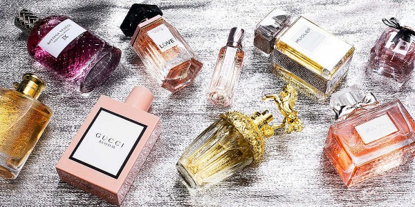 Cách phân biệt nước hoa chính hãng và nước hoa giả một cách dễ dàng