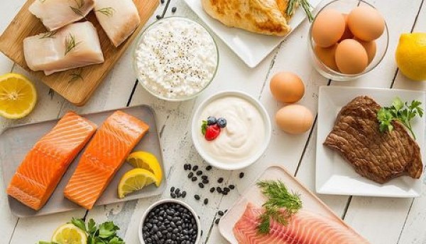 Thực phẩm giàu protein giúp phụ nữ trên 35 tuổi duy trì sức khỏe và vóc dáng