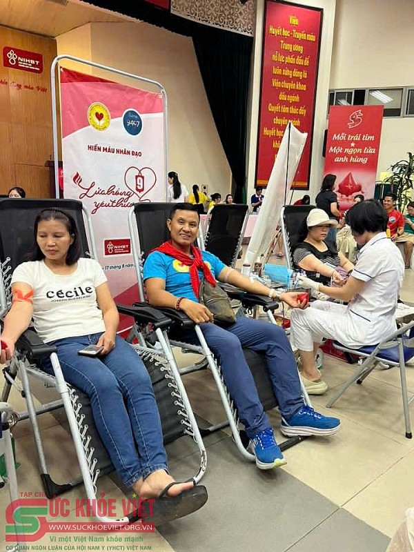 “Lửa hồng yêu thương” – Hiến máu nhân đạo và sẻ chia cùng bệnh nhân nhi ung thư tại Viện Huyết học - Truyền máu Trung ương