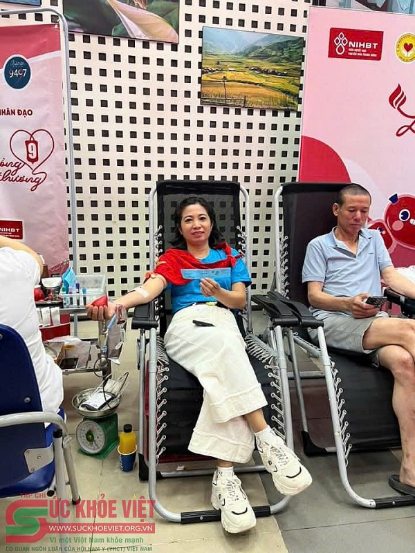 “Lửa hồng yêu thương” – Hiến máu nhân đạo và sẻ chia cùng bệnh nhân nhi ung thư tại Viện Huyết học - Truyền máu Trung ương