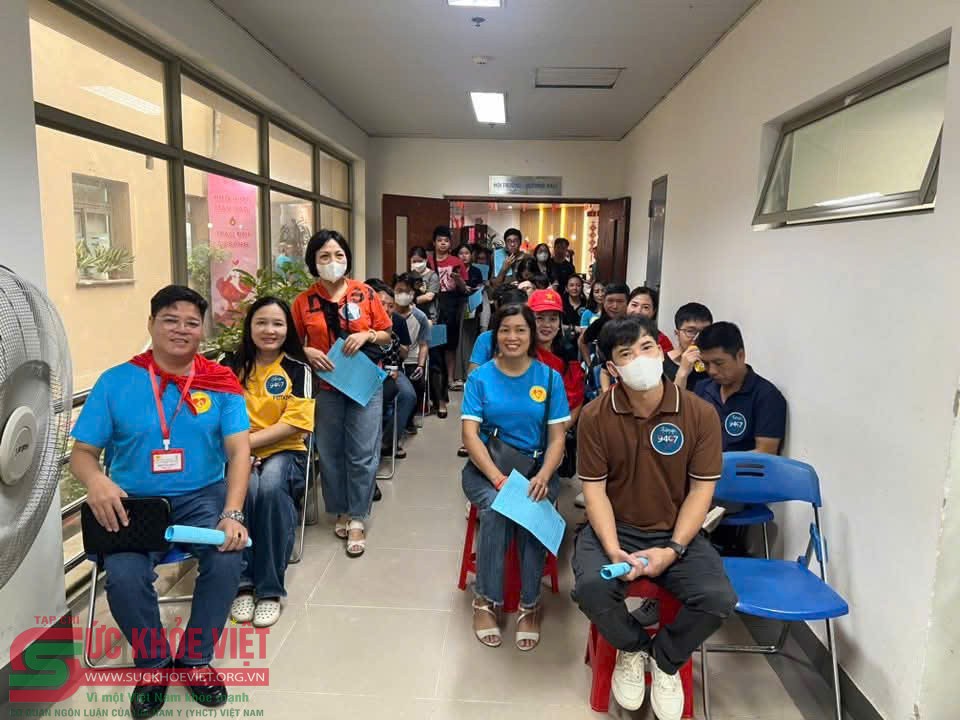 “Lửa hồng yêu thương” – Hiến máu nhân đạo và sẻ chia cùng bệnh nhân nhi ung thư tại Viện Huyết học - Truyền máu Trung ương