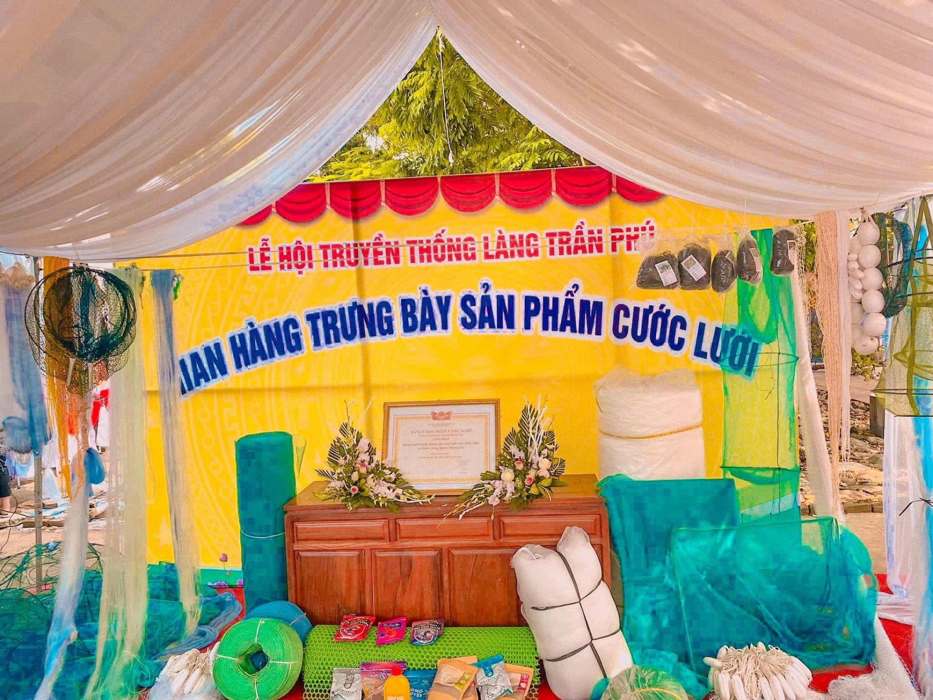 Nghề làm chài lưới truyền thống và những khó khăn trên hành trình vươn khơi