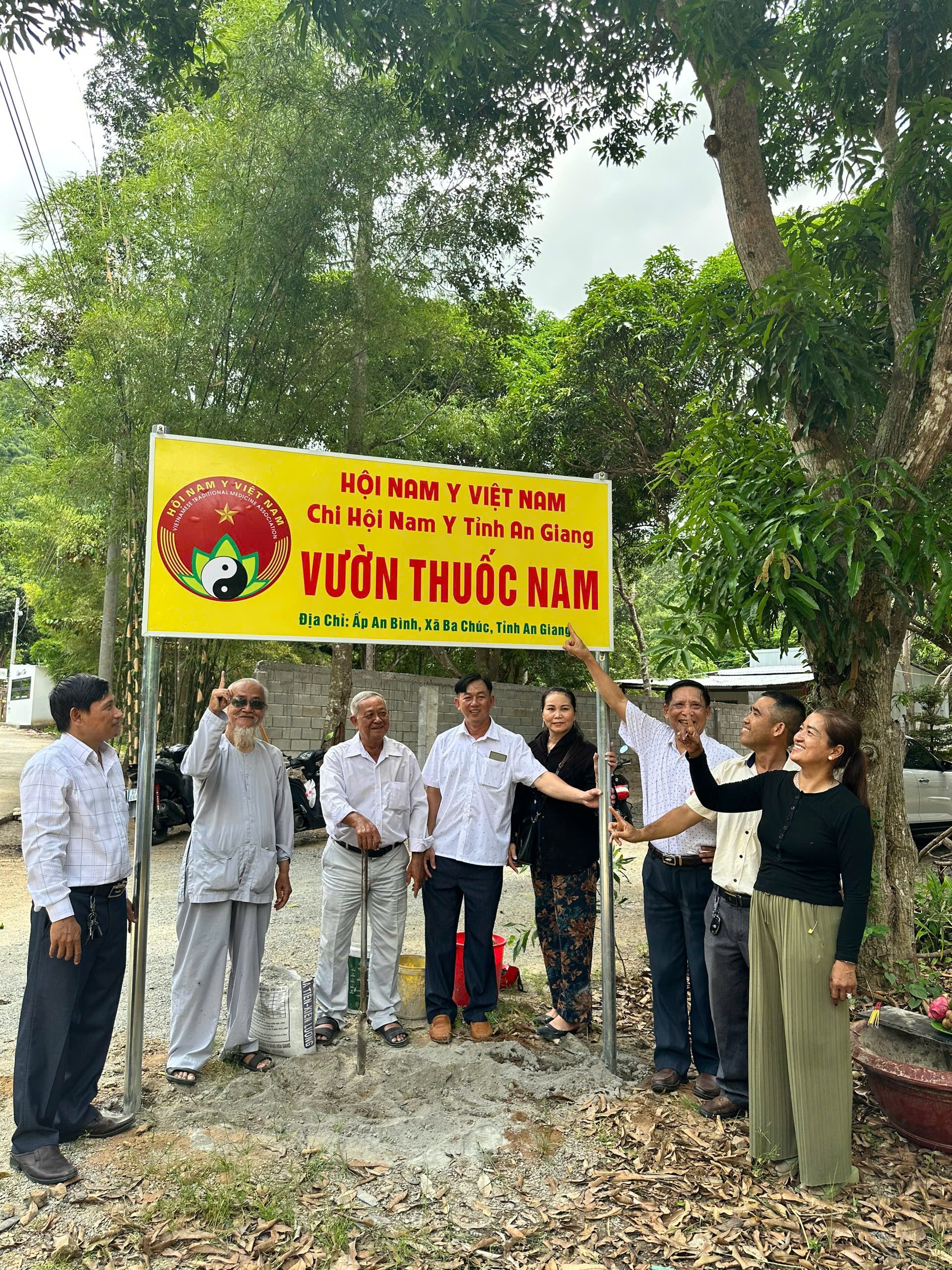 Trung ương Hội Nam Y Việt Nam làm việc với Chi hội Nam Y tỉnh An Giang về mô hình phát triển cây dược liệu Trung ương Hội Nam Y Việt Nam làm việc với Chi hội Nam Y tỉnh An Giang về mô hình phát triển cây dược liệu