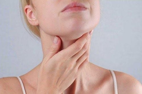 Nang tuyến giáp: Triệu chứng, chẩn đoán và phương pháp điều trị