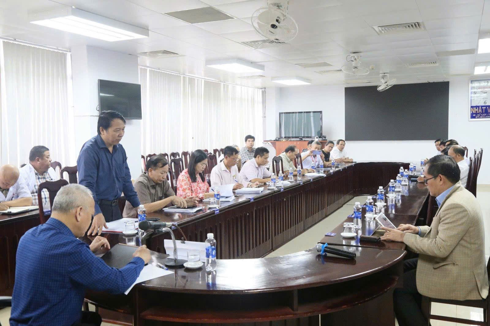 Đắk Lắk: Lãnh đạo Sở Y tế thăm hỏi, chỉ đạo khắc phục sự cố “Máy tán sỏi” tại Bệnh viện Đa khoa vùng Tây Nguyên Đắk Lắk: Lãnh đạo Sở Y tế thăm hỏi, chỉ đạo khắc phục sự cố “Máy tán sỏi” tại Bệnh viện Đa khoa vùng Tây Nguyên