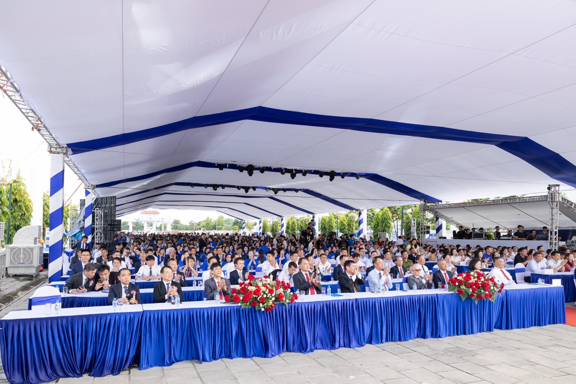 Lễ khai giảng năm học 2025-2026: Khởi đầu mới, khát vọng mới tại trường Đại Học Tài chính – Ngân hàng Hà Nội