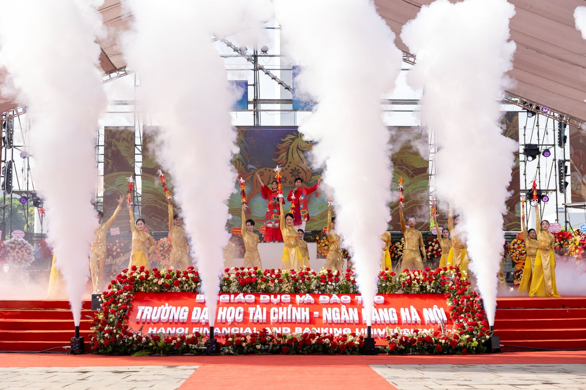Lễ khai giảng năm học 2025-2026: Khởi đầu mới, khát vọng mới tại trường Đại Học Tài chính – Ngân hàng Hà Nội