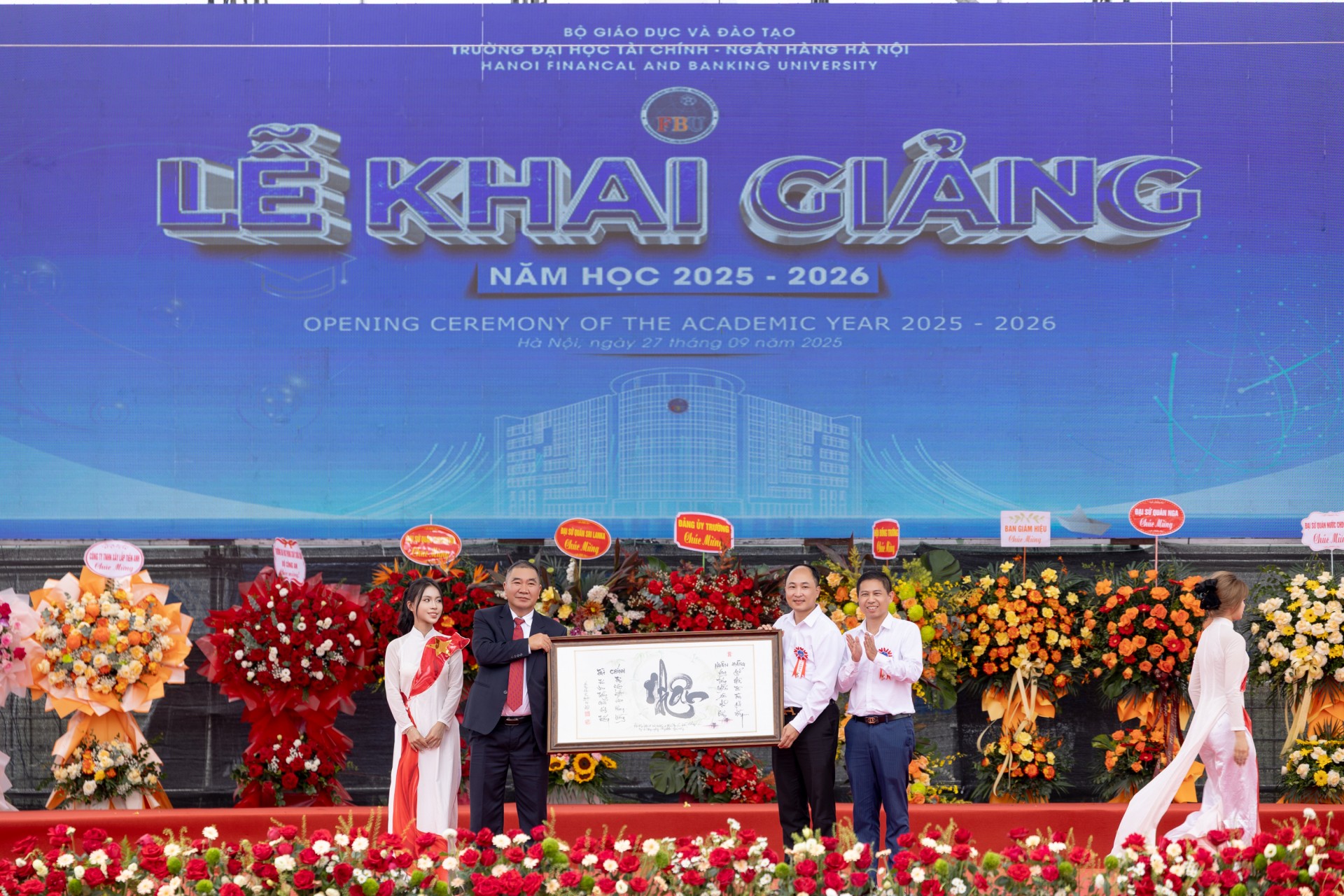 Lễ khai giảng năm học 2025-2026: Khởi đầu mới, khát vọng mới tại trường Đại Học Tài chính – Ngân hàng Hà Nội