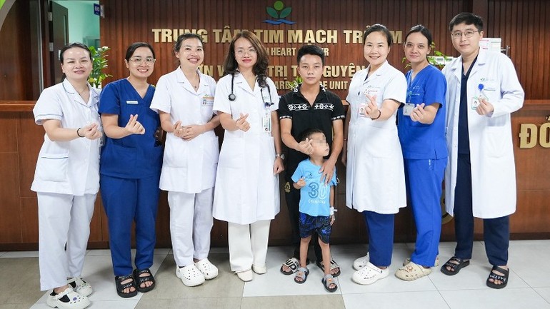 Hành trình hồi sinh trái tim cho bé trai 5 tuổi mắc tứ chứng Fallot